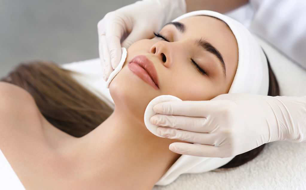 Khóa Học Spa Cơ Bản Gồm Những Gì? Nên Chọn Học Ở Đâu?